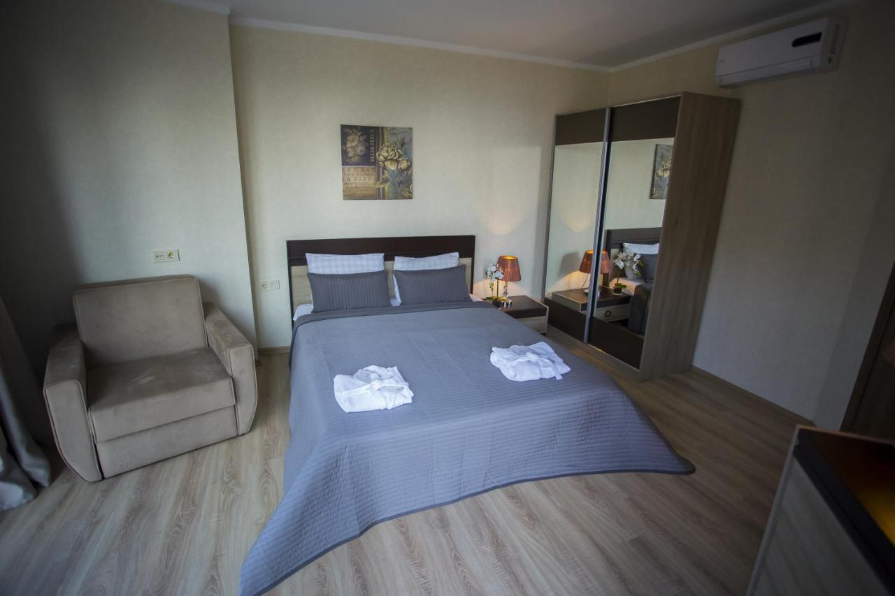 Lux Apartment Batumi Exterior photo