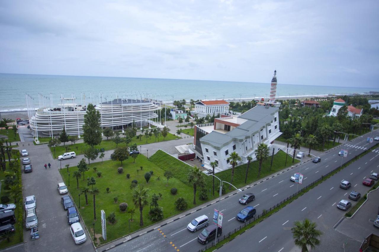 Lux Apartment Batumi Exterior photo