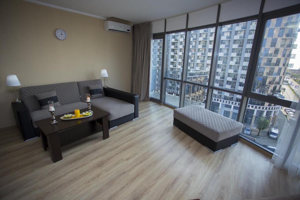 Lux Apartment Batumi Exterior photo