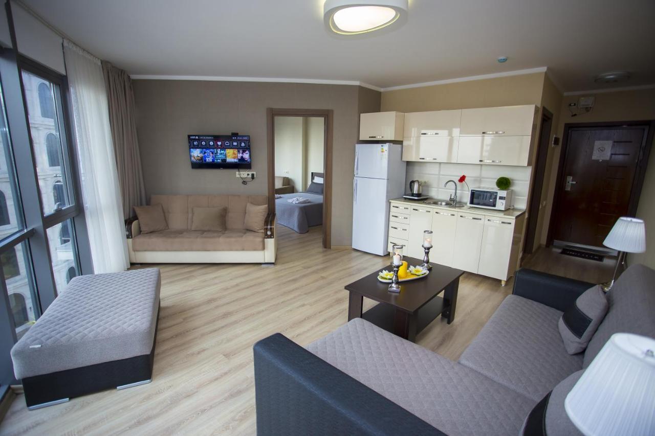 Lux Apartment Batumi Exterior photo