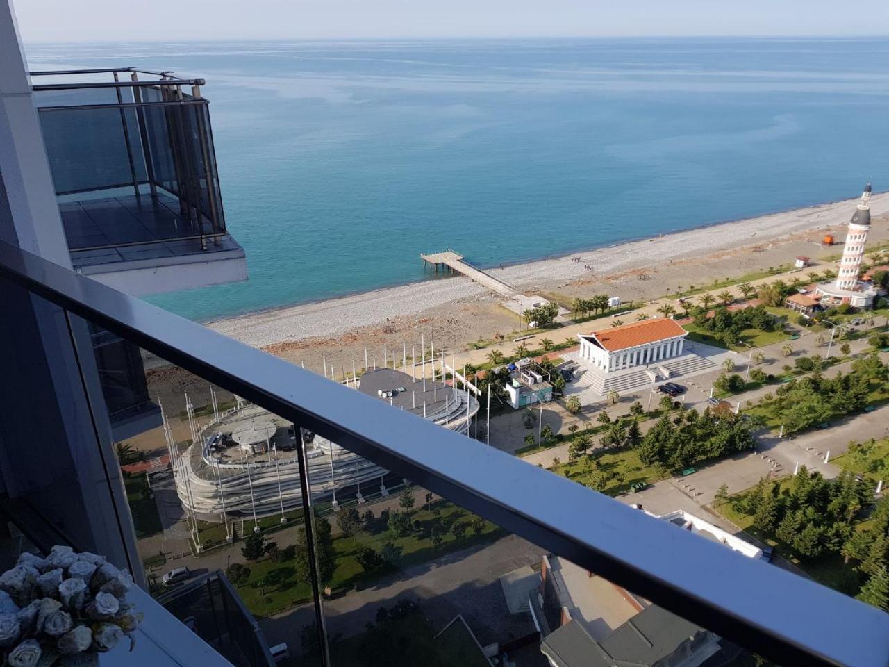 Lux Apartment Batumi Exterior photo