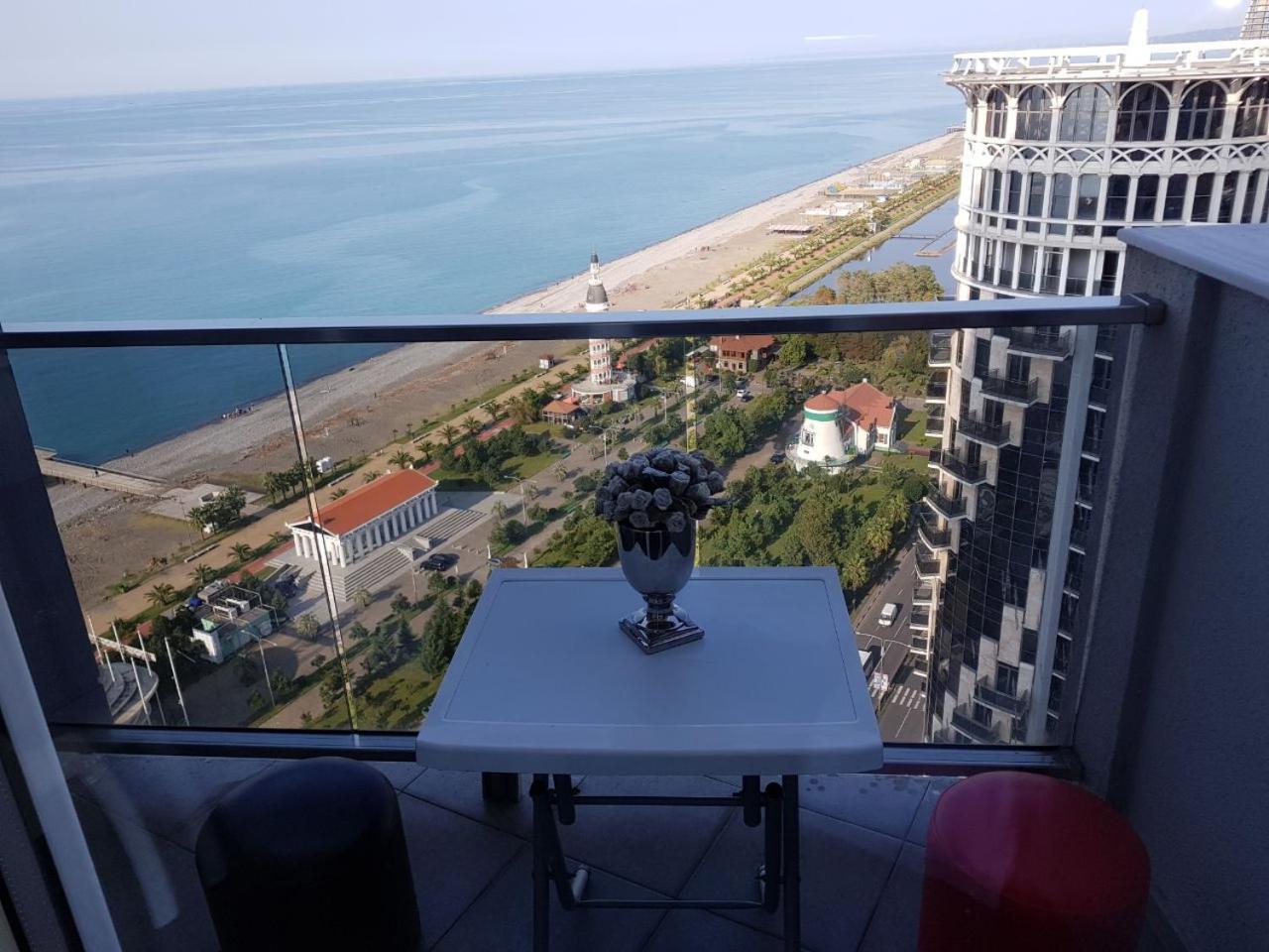 Lux Apartment Batumi Exterior photo